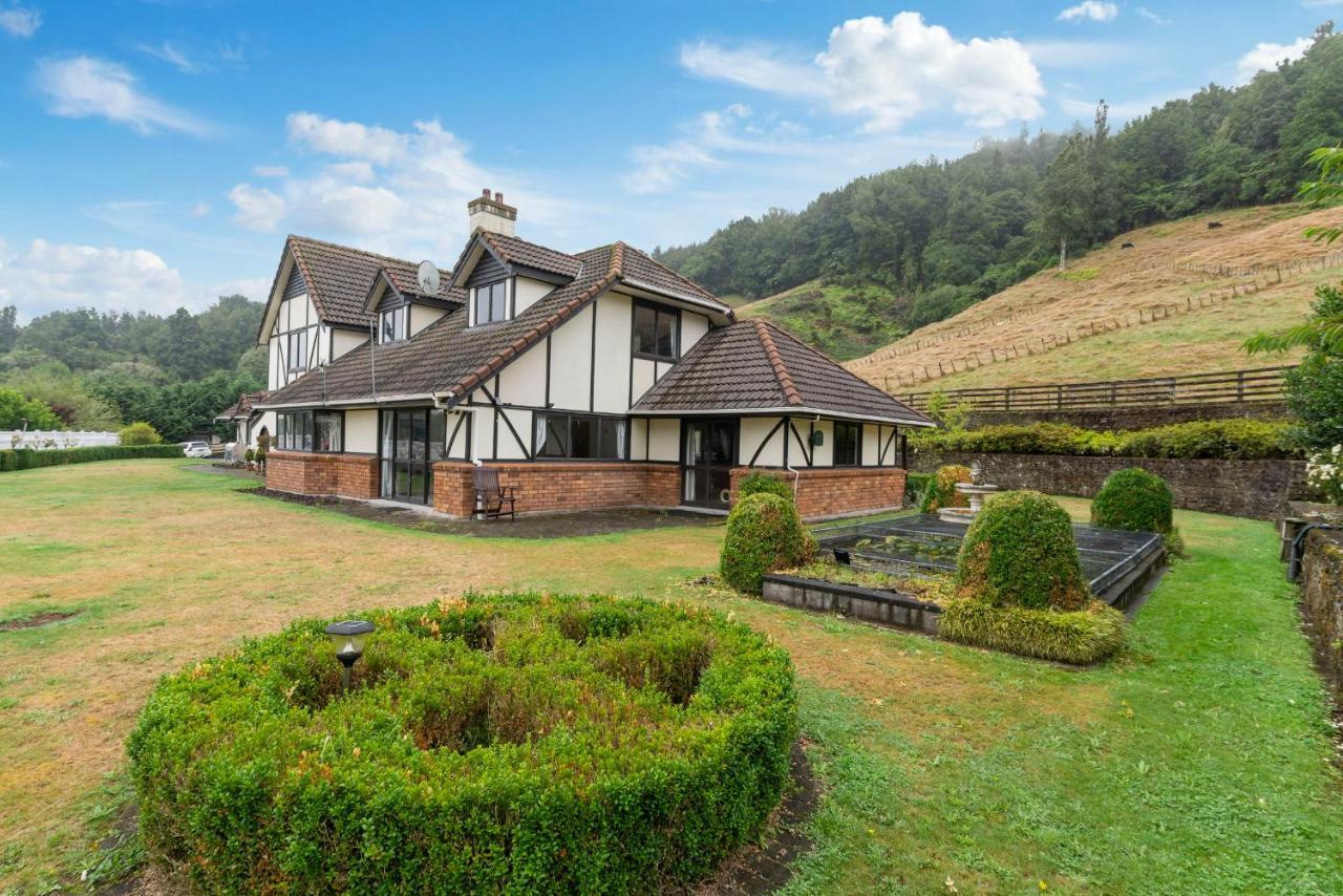 Skyline Mountain View Lodge Up To 16 People Rotorua Eksteriør bilde