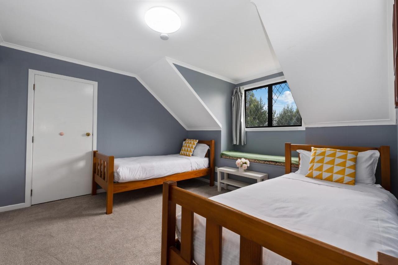 Skyline Mountain View Lodge Up To 16 People Rotorua Eksteriør bilde